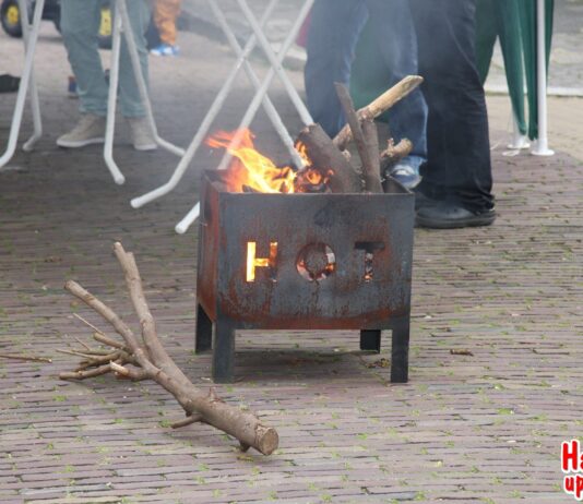 Al 646 Burendagactiviteiten in Noord-Holland stock straatfeest