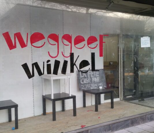 Weggeefwinkel moet verhuizen