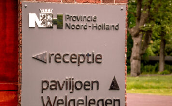 Nieuwe expositie in Paviljoen Welgelegen zet verandering en tijd centraal