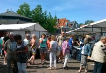 Spaarndamse kunstmarkten beginnen succesvol PR foto Kunstmarkten Spaarndam.