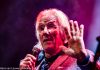 Freek de Jonge krijgt masterclass van Brigitte Kaandorp