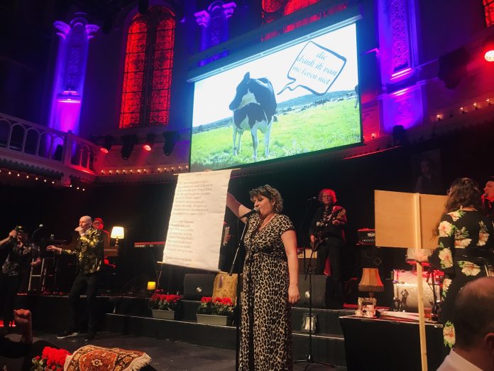 Smartlappenkaraoke Band na Paradiso nu in Patronaat. PR foto Hans Goes.