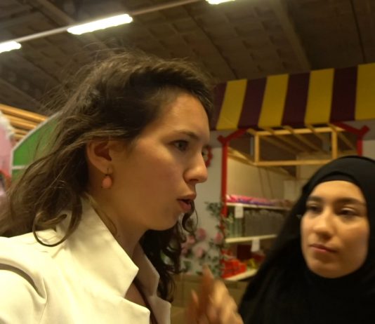 Basisscholen OBS de Wilgenhoek, Hildebrandschool en ML Kingschool uit Haarlem redden apparaten uit de kliko en ontvangen Recycle-certificaat