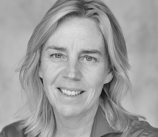 Tentoonstelling fotografe Renata Jansen Zelfportret uit de serie ’50 pics to 50 - Line of Life’.