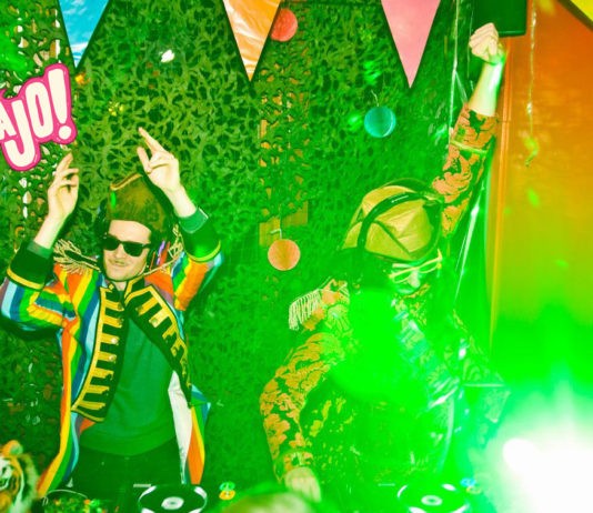 WAJO! Breekt Haarlems nachtleven open met Feest- Spelshow