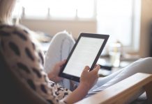 Zondag 9 mei: livestream interview met Simone Atangana Bekono, Libris Literatuur Prijs-kanshebber Foto door picjumbo.com via Pexels