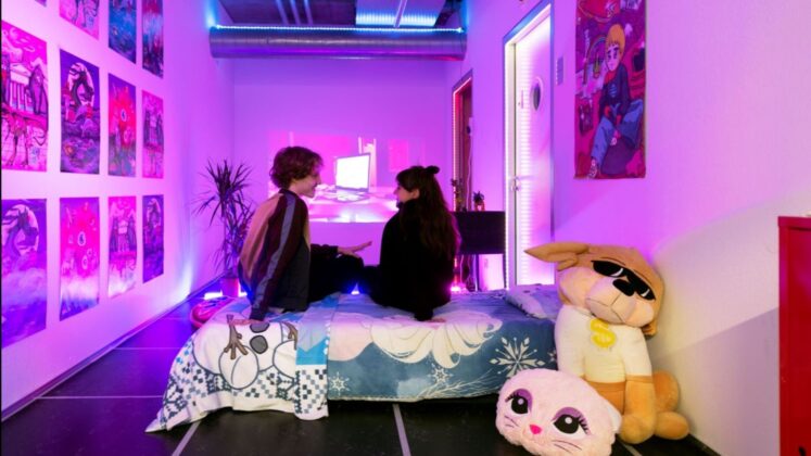 'Create ur ParadiZ' - Maria Mombers.'Create ur ParadiZ' - Maria Mombers.