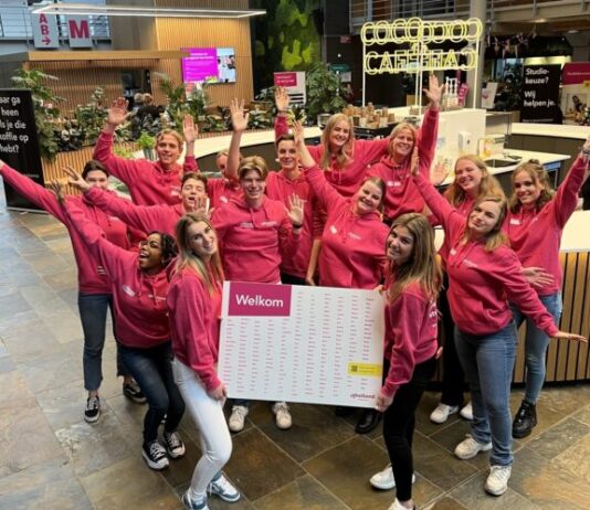 Open Dag voor studiezoekers bij Inholland Haarlem Studenten Inholland Haarlem. Ingezonden foto.