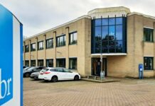 Rijexamens in Haarlem weer vanaf examencentrum Foto CBR.