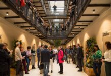 Nieuw studentencomplex De Vest in Haarlem feestelijk geopend