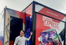 Classic Express opent deuren voor schoolkinderen van basisscholen de Globe en Valeo uit Schalkwijk Foto Rotary Classic Express.