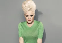 Mieke Stemerdink geeft bandlid plek in eregalerij RipLive Mieke Stemerdink. Ingezonden foto RipLive.