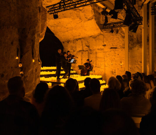 Candlelight Presenteert Exclusief Bridgerton Concert in Haarlem Candlelight in Chateau-Neercanne, Maastricht op 20-09-2024. Ingezonden foto.