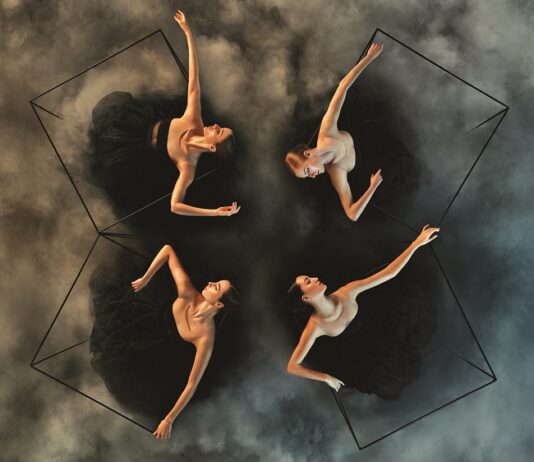 Introdans eert Lucinda Childs met ICOON Fotografie @Pieter Henket.