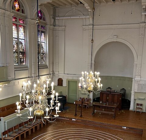 Inspiratiebijeenkomst Remonstranten Haarlem Labyrint in Remonstrantse Kerk.