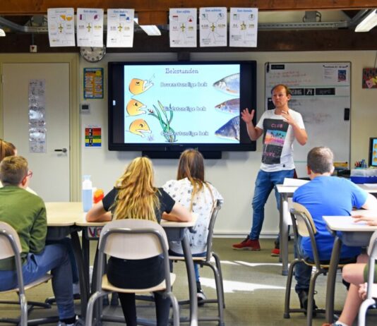 Visles op Sint Adalbertusschool Spaarndam Visles. Ingezonden foto.