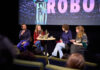 Filmwedstrijd Shoot Your Shot bijna van start Victoria in gesprek met oud Shoot Your Shot deelnemers Zara van Oosterhout en Febe Prins over haar Oscar-winnende film I’m Not A Robot. Fotografie: Glen Warmerdam.