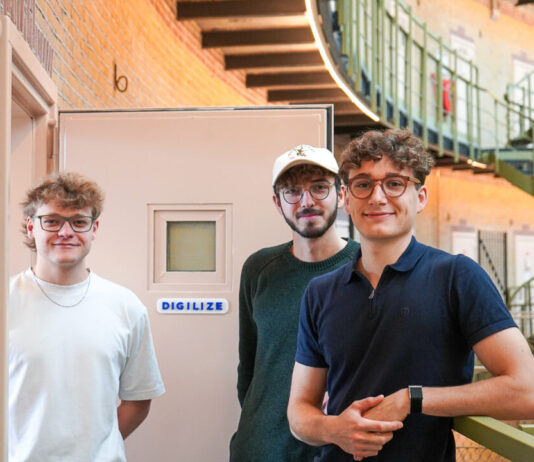 Studentondernemers brengen taal en technologie samen vanuit De Koepel Haarlem Studentondernemers brengen taal en technologie samen vanuit De Koepel Haarlem.