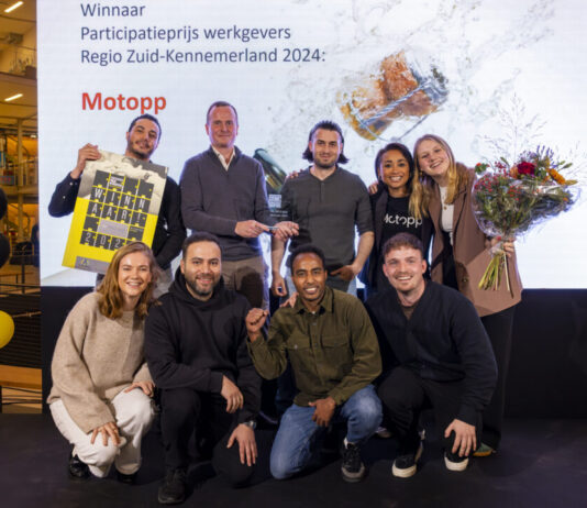 Drie finalisten werkgeversprijs bekend De delegatie van de 2024-winnaar Motopp (foto: Adam van Noort).