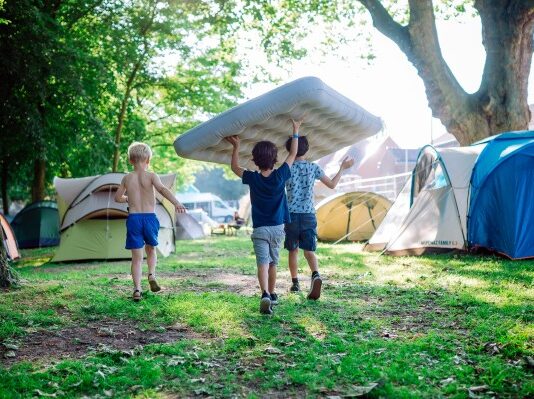 De Buurtcamping zoekt gedreven buren uit Haarlem die vakantie willen vieren in eigen buurt Fotografie: Maarten de Kok.