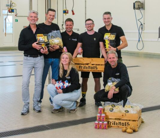 FrietHoes haalt binnen een week groot bedrag op met crowdfunding FrietHoes team.