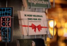 Nieuw onderzoek: twee derde van de Nederlanders vindt minder cadeaus prima