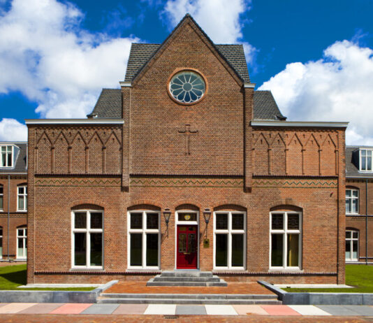 30-jarig OK Creative Agency schenkt Start-Up €30.000 Onze Kapel in Haarlem. Ingezonden foto OK Creative Agency.