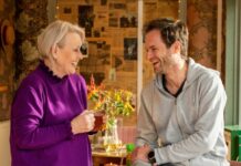 Warme Winterweken bij Buurts Warme Winterweken Buurts. Fotografie: Hélène Wiesenhaan.