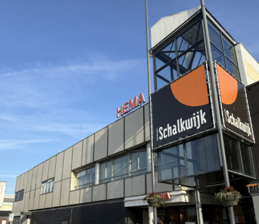 Boelens de Gruyter verwerft groot winkelpand in Haarlem Vastgoedontwikkelaar Boelens de Gruyter heeft een winkelpand verworven in Haarlem, aan de Rivièradreef 24. In het pand is momenteel een filiaal van de HEMA gevestigd.