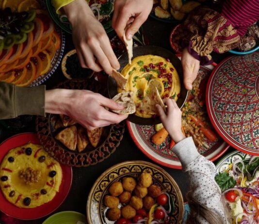 Bijzondere avond over kansengelijkheid en diversiteit in het onderwijs in Haventheater IJmuiden