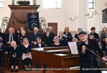 Koor Haarlemmer Olie onder leiding van Leny van Schaik 40 jaar