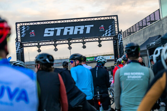 Omloop van Zandvoort - Start en finish op Circuit Zandvoort. Foto door: Joris Bisschops.
