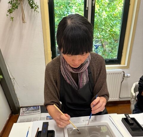 Suminagashi workshop met Japanse kunstenaar Chika Ito in Haarlem