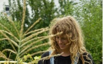Lolita Heerens Kamper in De Kapel Bloemendaal: Mijn weg als boerin, met de seizoenen mee Lolita Heerens Kamper. Ingezonden foto De Kapel Bloemendaal.