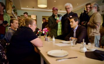 Premier Rob Jetten bezoekt Stem in de Stad:“Enorm onder de indruk” Fotografie: Ron Moelijker.