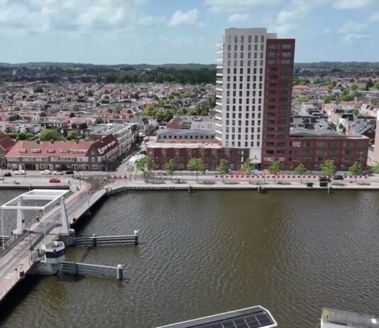 Nieuwbouw Schoterkwartier Spaarndamseweg Haarlem uit de steigernetten