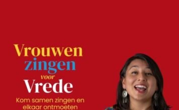 Honderden vrouwen laten hun stem horen tijdens Vrouwen zingen voor Vrede in de PHIL
