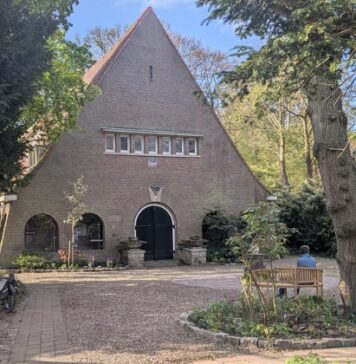 Ontdek de magie van het najaar tijdens een poëtische ochtend in Bloemendaal