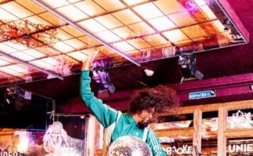 Haarlemse kinderen gezocht voor wervelende theatervoorstelling in de Stadsschouwburg Ingezonden afbeelding Maas theater en dans.